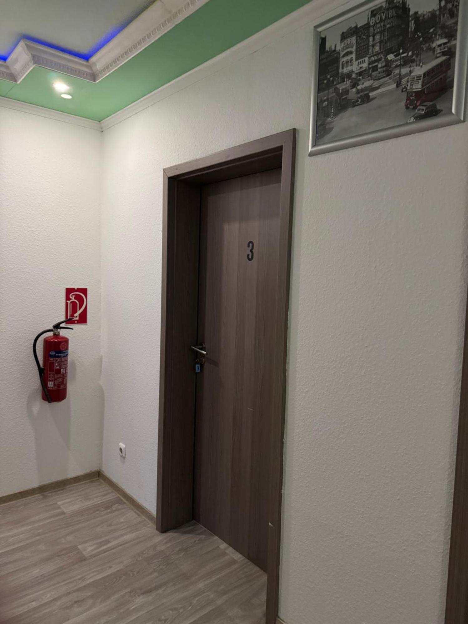 Hotel-Pension Alt-Heidenberg Siegen Bagian luar foto